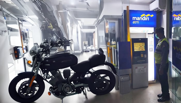 Cara Bayar Cicilan Motor Lewat m-Banking Mandiri