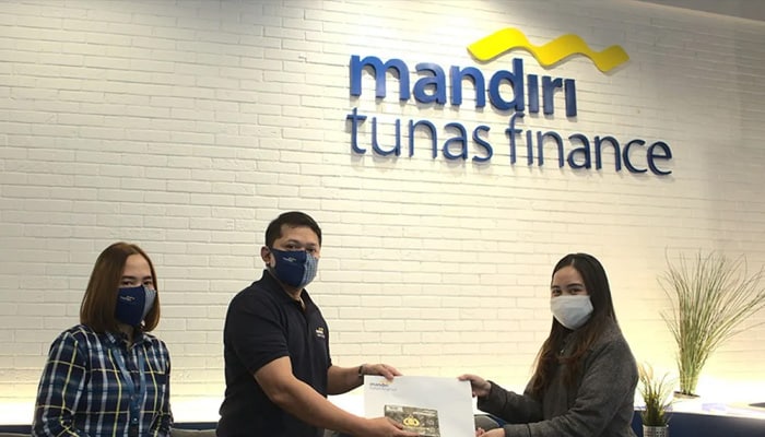 mandiri tunas finance