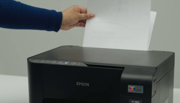 epson masukan kertas posisi membelakangi dan header di bawah